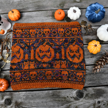 Pumpkins and Cats Cowl (Knit)