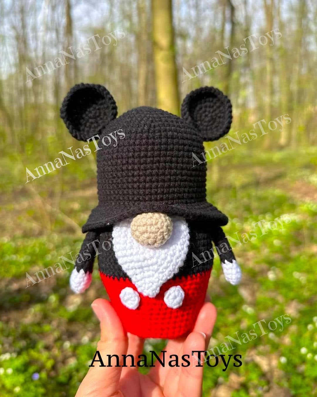 Gnome mouse boy