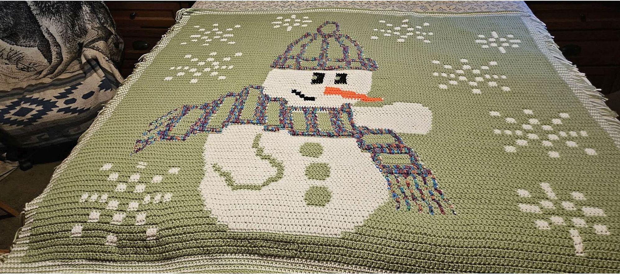 Snowman Overlay Mosaic Crochet Blanket Pattern