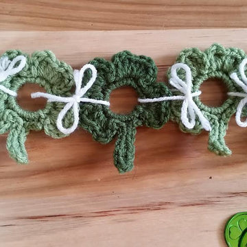 Shamrock Garland