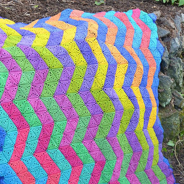 Zigzag Crochet Blanket