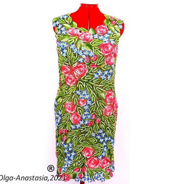 Dress of roses and leaves