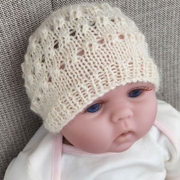 Poppy - Babies eyelet stitch beanie