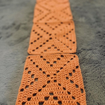 Filet Diamond Granny Square
