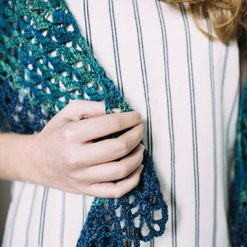 Almejas Shawl