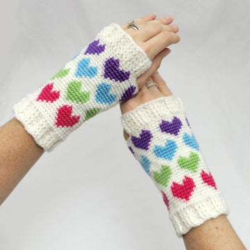 Hearts Abound Mitts