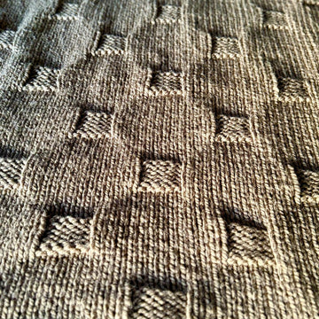 Easy Circle Illusion Knitted Blanket