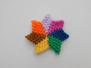 Adjustable Crochet Flower (3+ Petals)