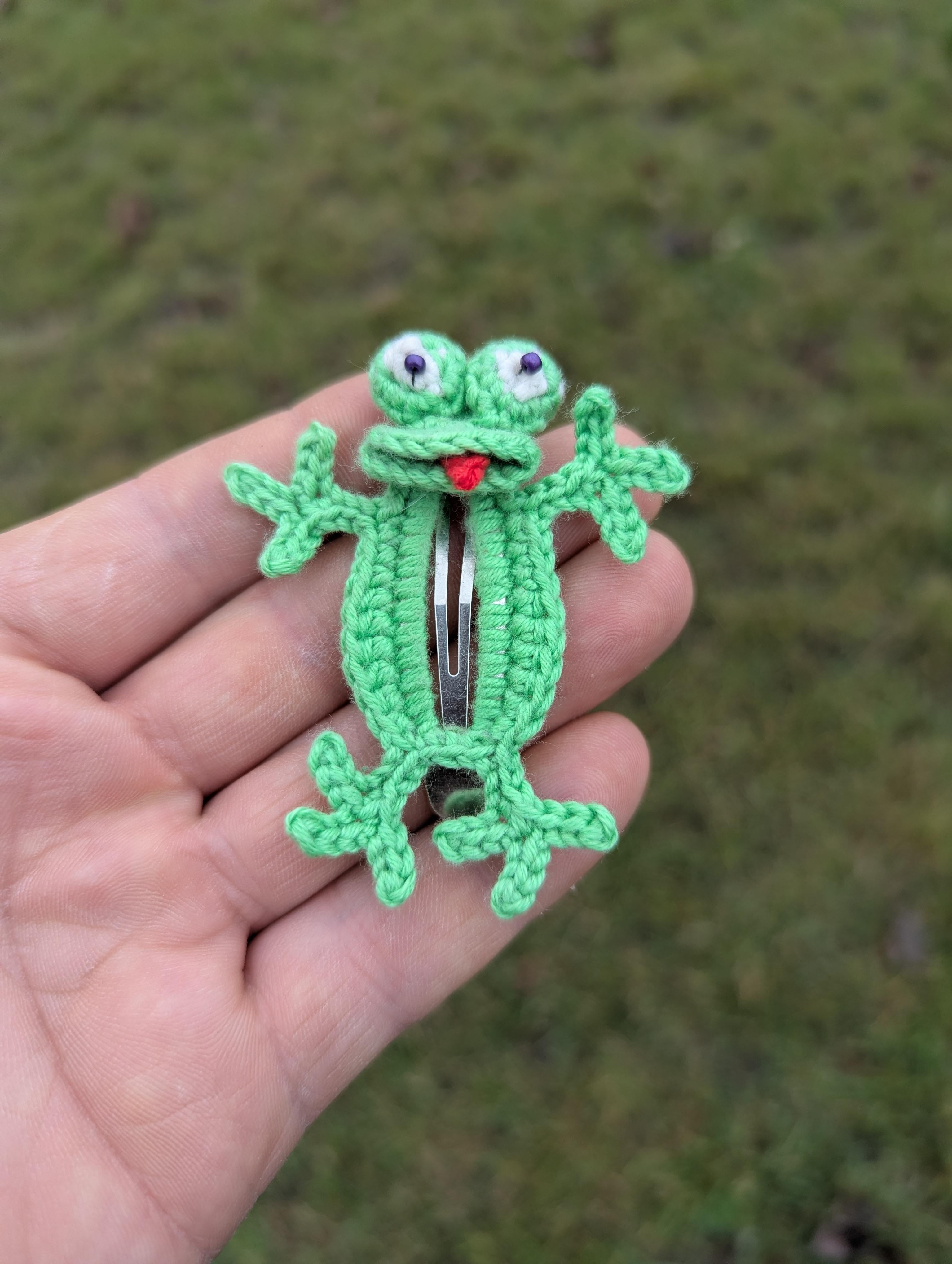 Frog Hair Clip English-US