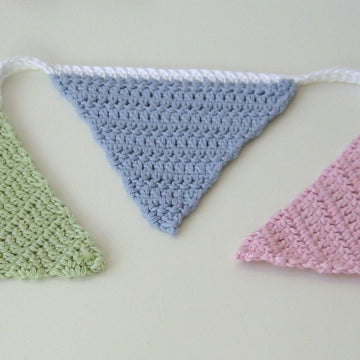 12 Flags Bunting