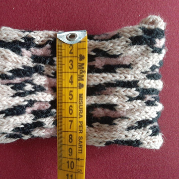 Twisted headband with leopard pattern