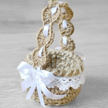 Jute twine crochet baskets. Small wedding baskets. Table decor. Candy baskets. Easter egg baskets