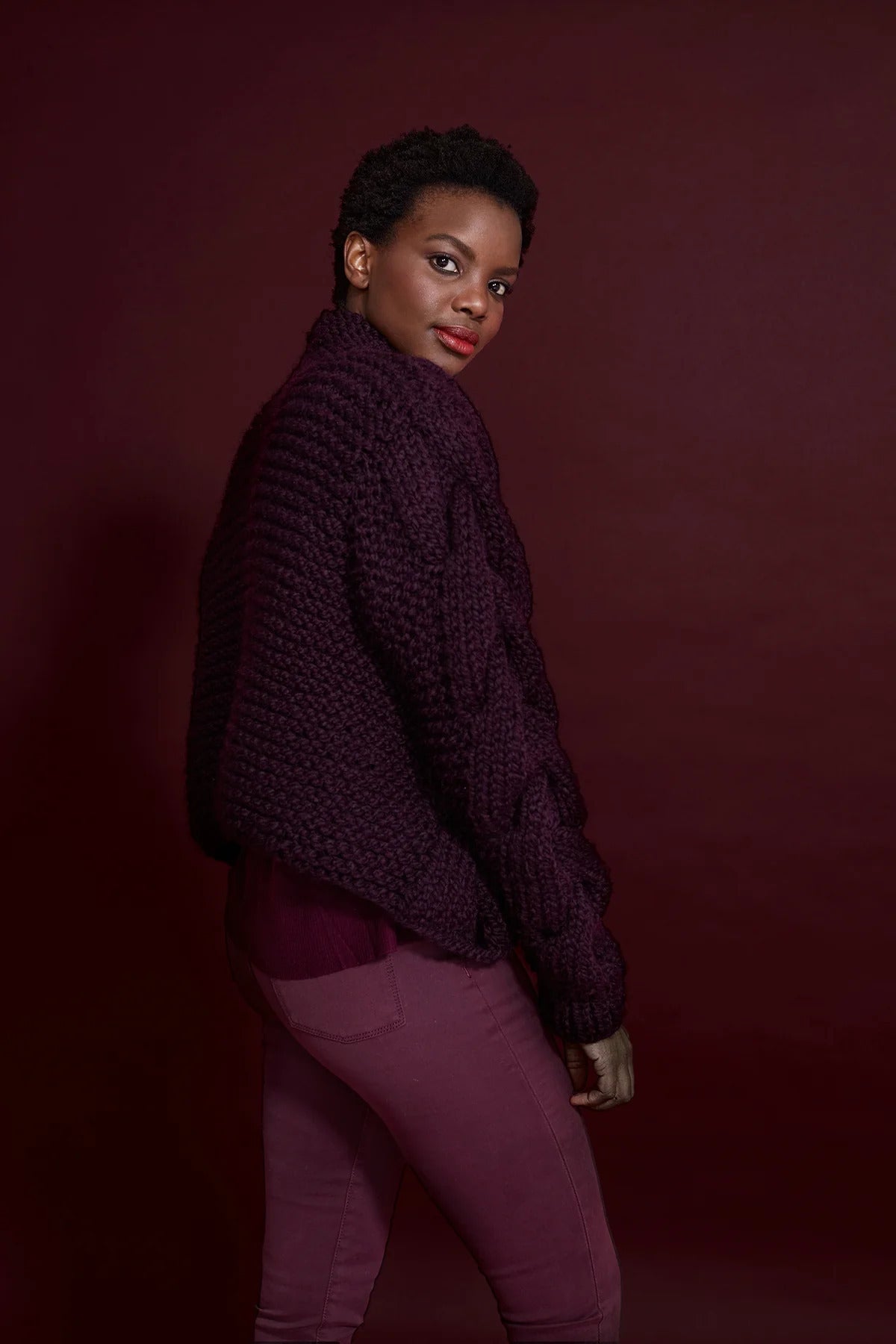 Clusterwell Cardigan in Lion Brand Wool Ease Thick&Quick  - L80351 - Downloadable PDF