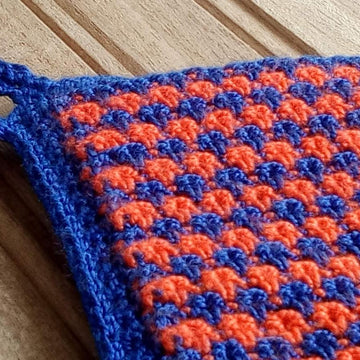 Akaia Pot Holder
