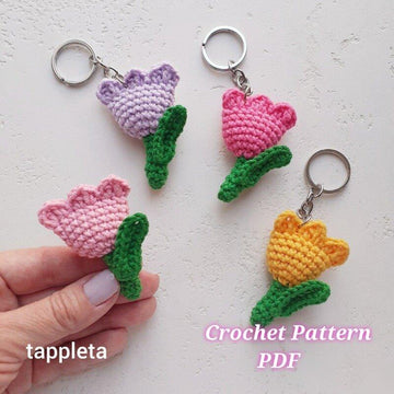 Tulip key chain crochet pattern, Mini flower crochet, Mother day gift handmade, Wedding favors, Teen girl backpack charm cute purse acessory