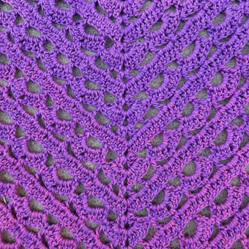 Crochet Pattern: Fry and Leela Shawl