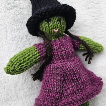 Knitted Witch Accessories