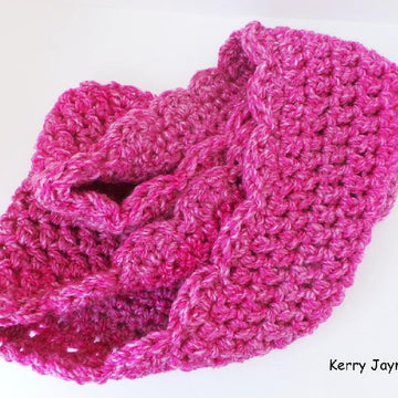 Crochet Cowl / Infinity Scarf