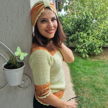 Elegant sweater with turban