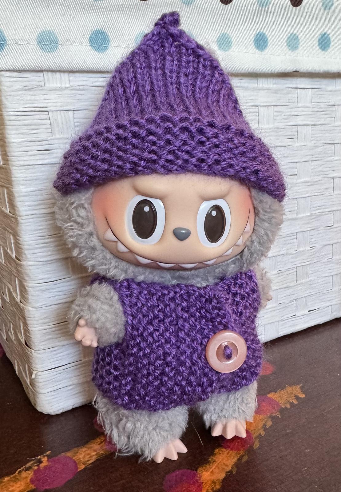 Elf Hat and Vest for Monsters