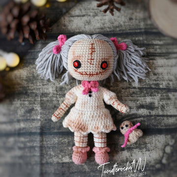 Creepy cute doll