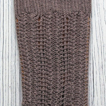 Feather & Fan Socks