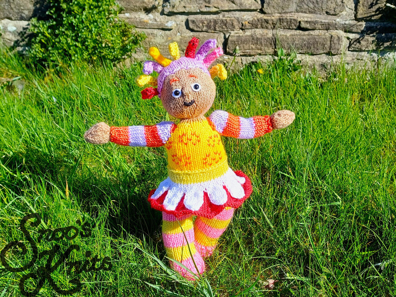 Upsy Daisy Pattern Snoo's Knits