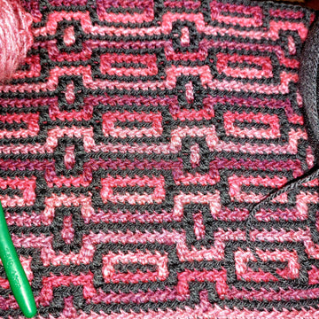 Chain Design Mosaic Scarf
