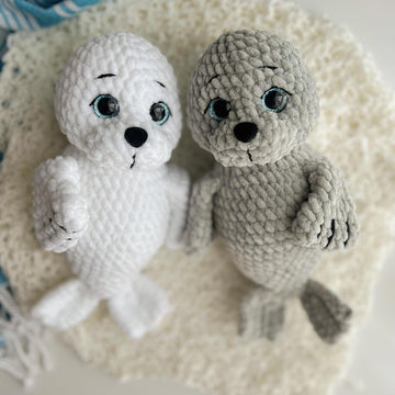 Seal toy
