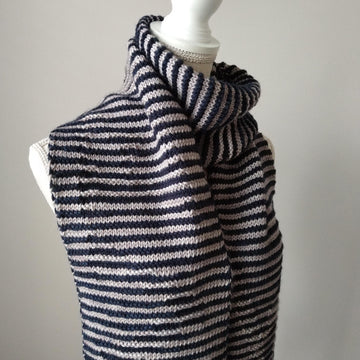Revelio Scarf