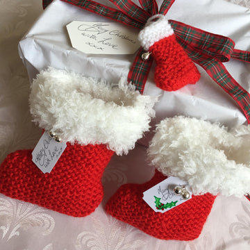 Easy Garter Stitch Christmas Stockings Gift Card Money & Tag DK Knitting Pattern