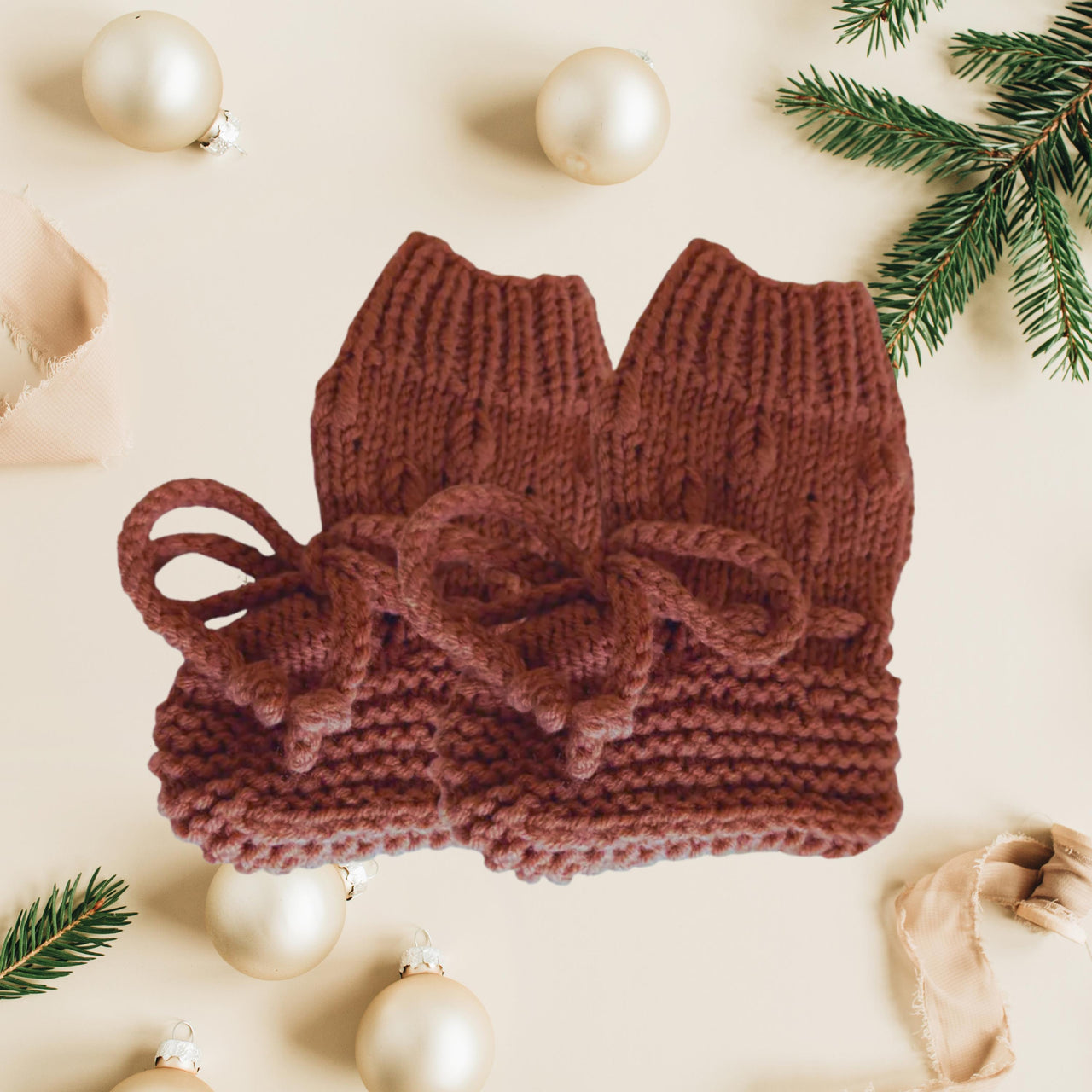 Knit Baby Booties Pattern with Bow