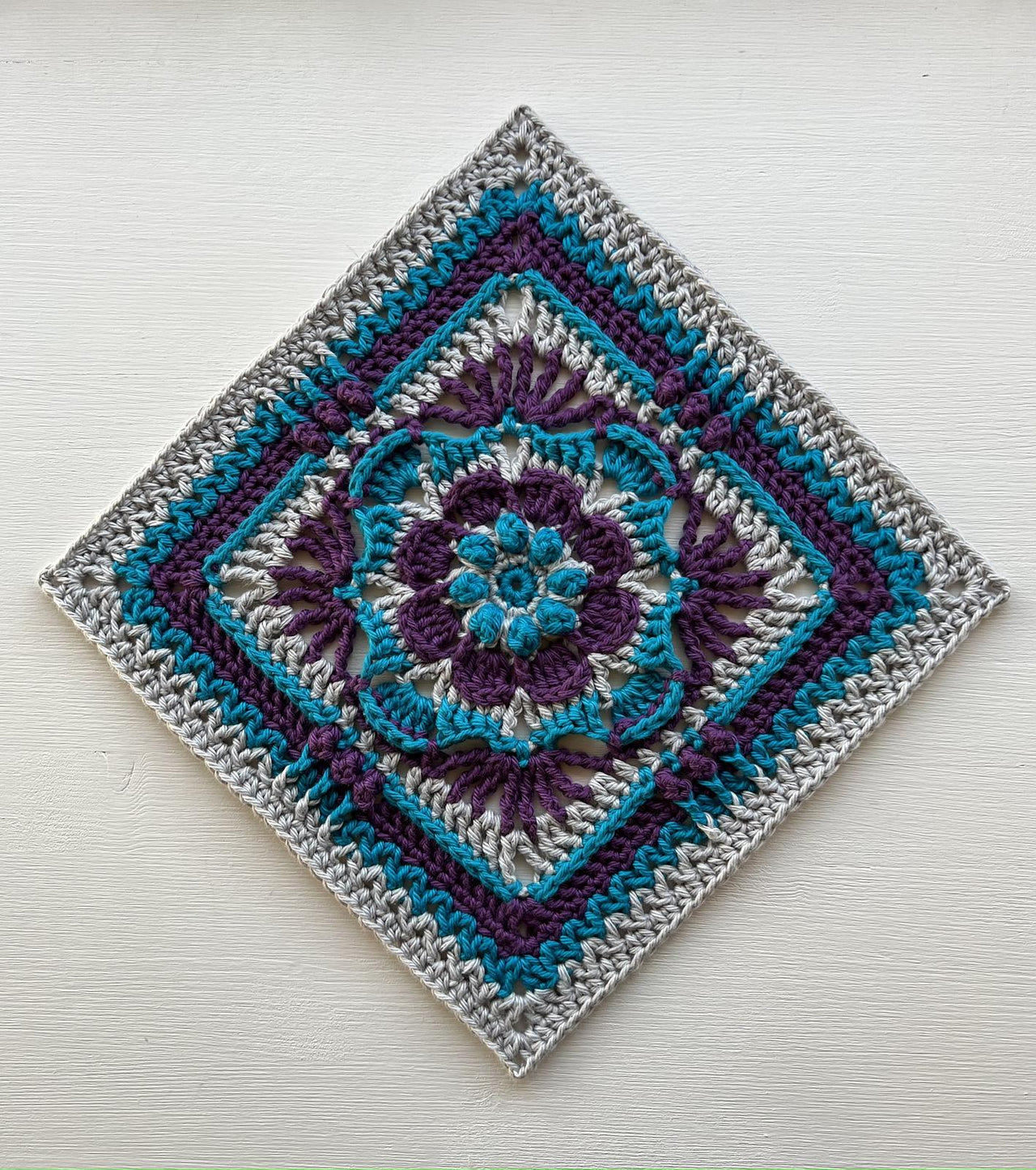 Simple Wonders Square