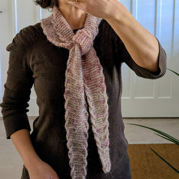 Scalloped Mini Scarf and Shawl