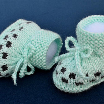 Two Colors Checks Baby Booties
