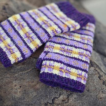Flora Mitts