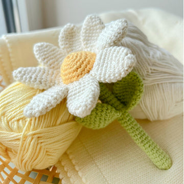 Daisy Rattle Toy