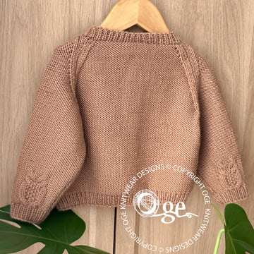 Round neck raglan sleeve cardi with cabled owls - P079