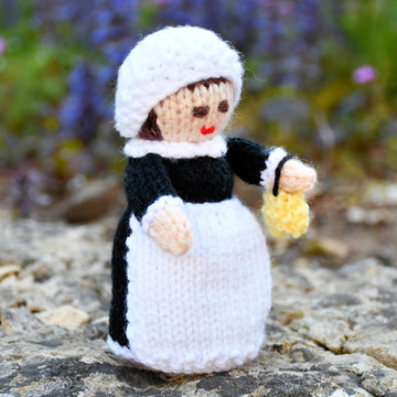 Miniature Florence Nightingale Doll Knitting Pattern - Toy Knitting Pattern