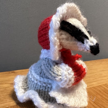 Lady Badger Ferrero Rocher/Lindor Chocolate, Hanging Decoration Knitting Pattern