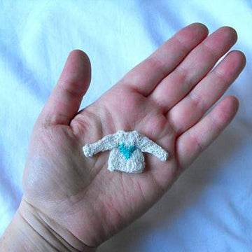 Teeny Weeny Raglan Heart Sweater Earrings