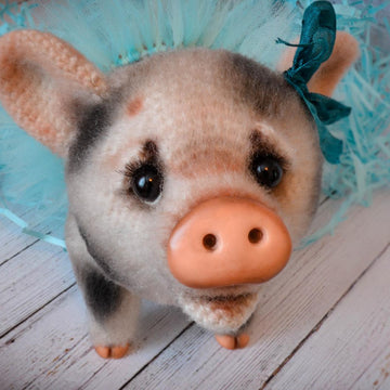 210 Cute Little Pig