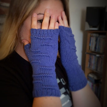 Pucker Stitch Fingerless Gloves