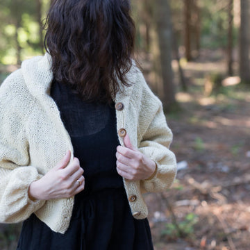 Hooded short cardigan