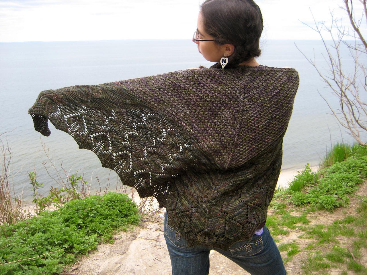 A Certain Shade of Green Shawl