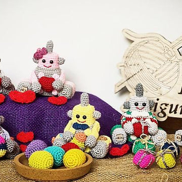 Amigurumi seasonal robot keychain
