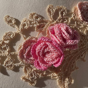 Rose bud. 15 petal