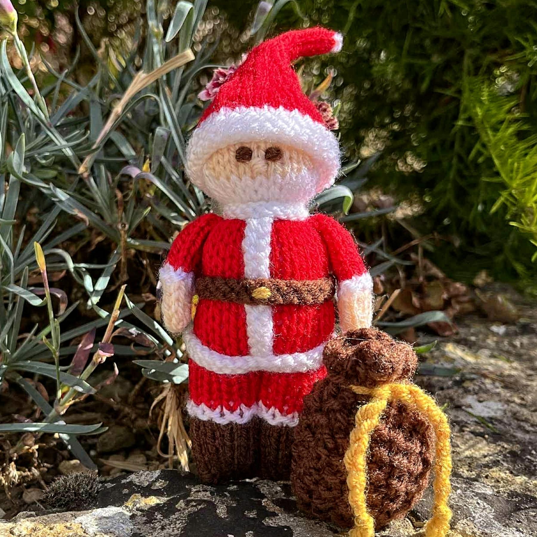 Santa Claus Doll Knitting Pattern - Toy Knitting Pattern