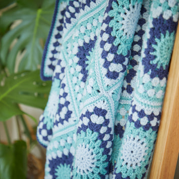 Crochet Granny Square Blanket in Hayfield Bonus DK - CBBDK10274 - Downloadable PDF