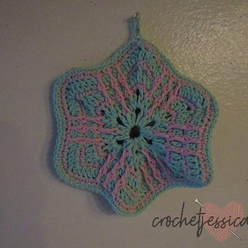 Frilly Star Potholder